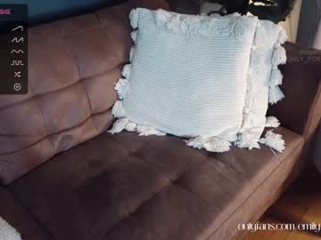 girl
        emily_fox_official cam image #2654594