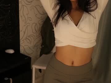 girl
        agatameow cam image #4795257