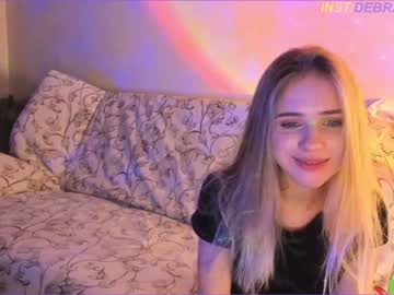 girl
        debragrace cam image #89613