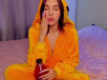 girl
        angella_kleee cam image #2922769
