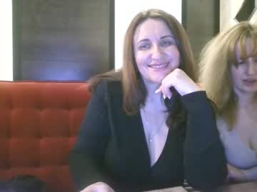 girl
        donnalimadonna cam image #6460210