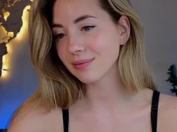 girl
        emmi_rosee cam image #6666251