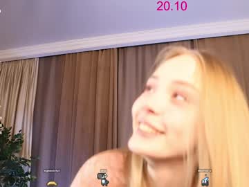 girl
        lissa_meooow cam image #5292471