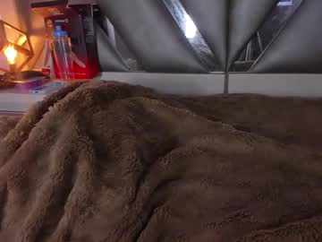 couple Cam Girls Masturbating With Dildos On Chaturbate with emma__js_