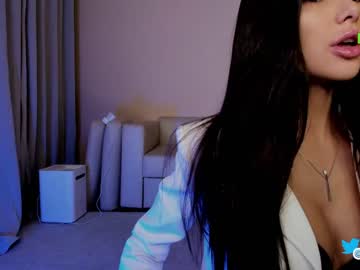 girl
        hollyextra cam image #1267565