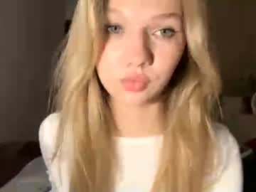 girl Cam Girls Masturbating With Dildos On Chaturbate with sultry_dreamer_4ever