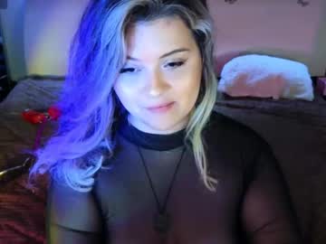girl
        sherbru cam image #4587666