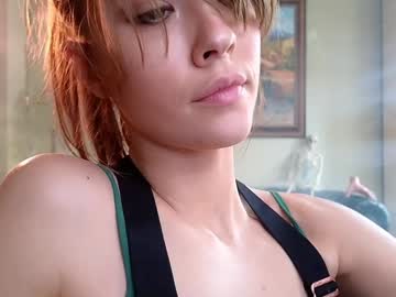 girl
        _demi_dee_ cam image #5330231