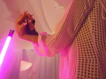 girl
        sunny_maria cam image #5486752