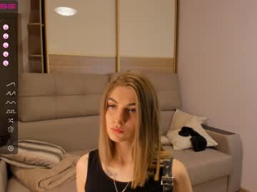 girl
        gracelee__ cam image #987660