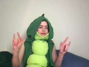 girl
        littlesugarpea cam image #3388127