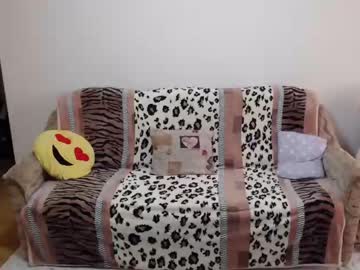 girl
        adriana_elvis cam image #3247721