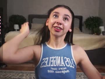 girl
        zarascarlett cam image #5686797