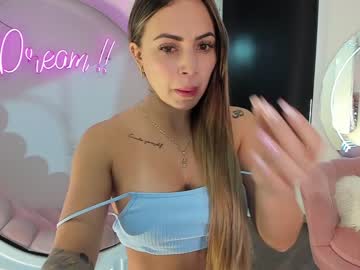 girl
        ashlyeroberts1 cam image #282288