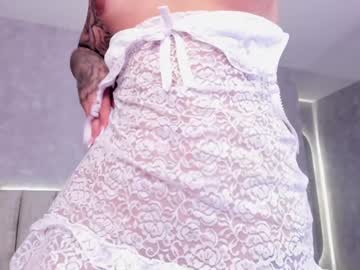 girl
        candyred88 cam image #4682519