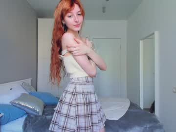 girl
        jennifer_ewans cam image #1545342