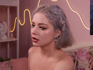 girl
        ashley_mills__ cam image #6041396