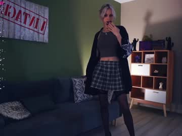 girl
        audreycarvin cam image #4867747