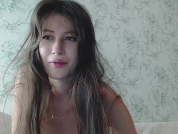 girl
        effsweet cam image #4931362