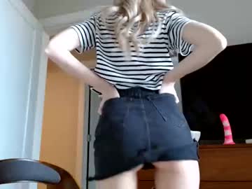 girl
        vegansoda cam image #499133