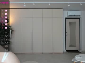 girl
        oki_dokie cam image #2011277