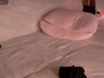 girl
        kittyloffe cam image #4964222
