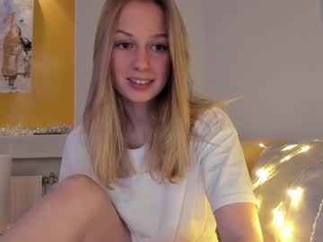 girl
        magic_couple13 cam image #3255458