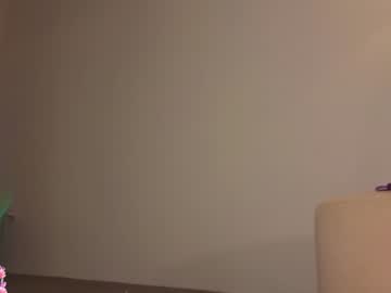 girl
        ericamiracle15 cam image #4044382
