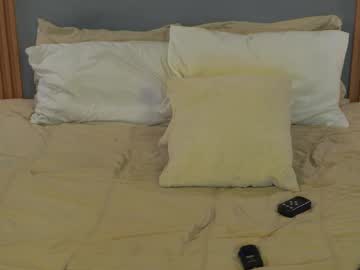 girl
        ashley_ospino cam image #6593290