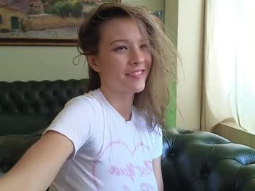 girl
        _demi_dee_ cam image #4452002
