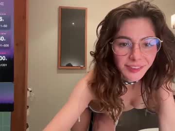 girl
        peacheekitty cam image #4538794