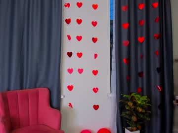 girl
        milablush cam image #3513078