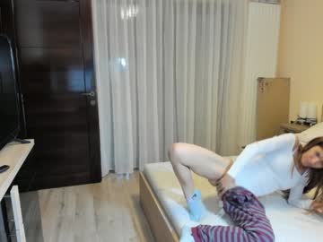girl
        zt0_ cam image #5061837