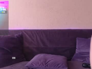 girl
        anna_bonbon cam image #6091301