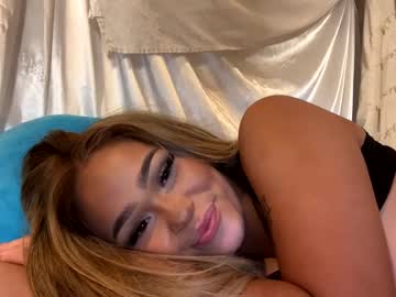 girl
        ari_02 cam image #2060554