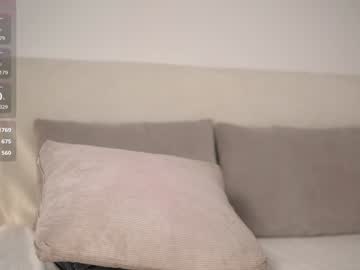 girl
        honeyyykate cam image #5425409
