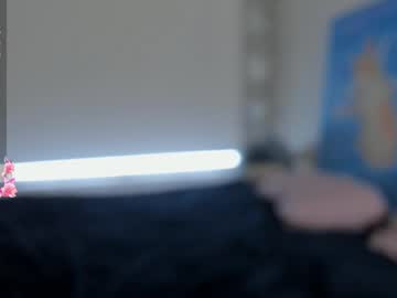 girl
        sunny_vixey cam image #6327776