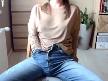 girl
        erotic_vibe cam image #5510717