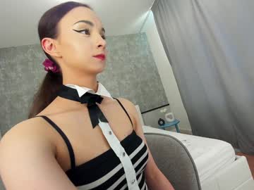 girl
        ehotlovea cam image #6607485