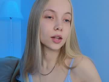 girl
        appr0ved cam image #1301643