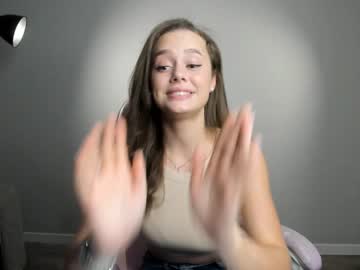 girl
        brittcubitt cam image #3548249