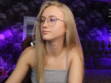 girl
        angeellina cam image #687559