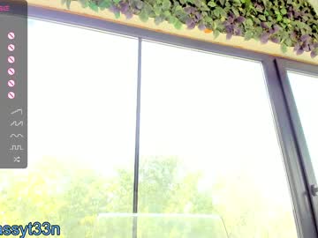 girl
        sassyt33n cam image #2249405