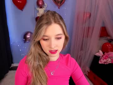 girl
        milablush cam image #884804