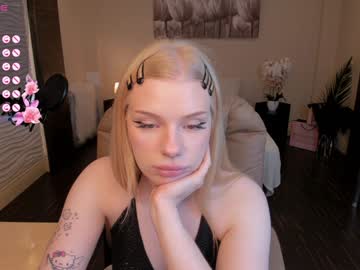 girl
        heilyjia cam image #4819488