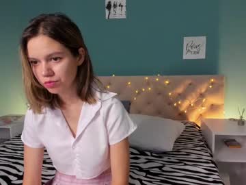 girl
        kate_d1amond cam image #2340963
