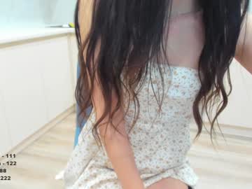 girl
        lovehearts_girl cam image #5410378