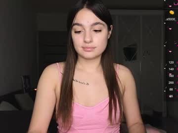 girl
        jessiexxi cam image #5213607