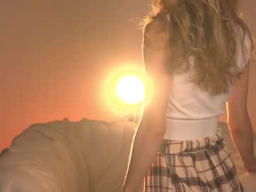 girl
        my_little_pollly cam image #6660714