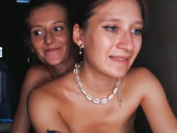 girl
        kali_the_goddess cam image #1493097